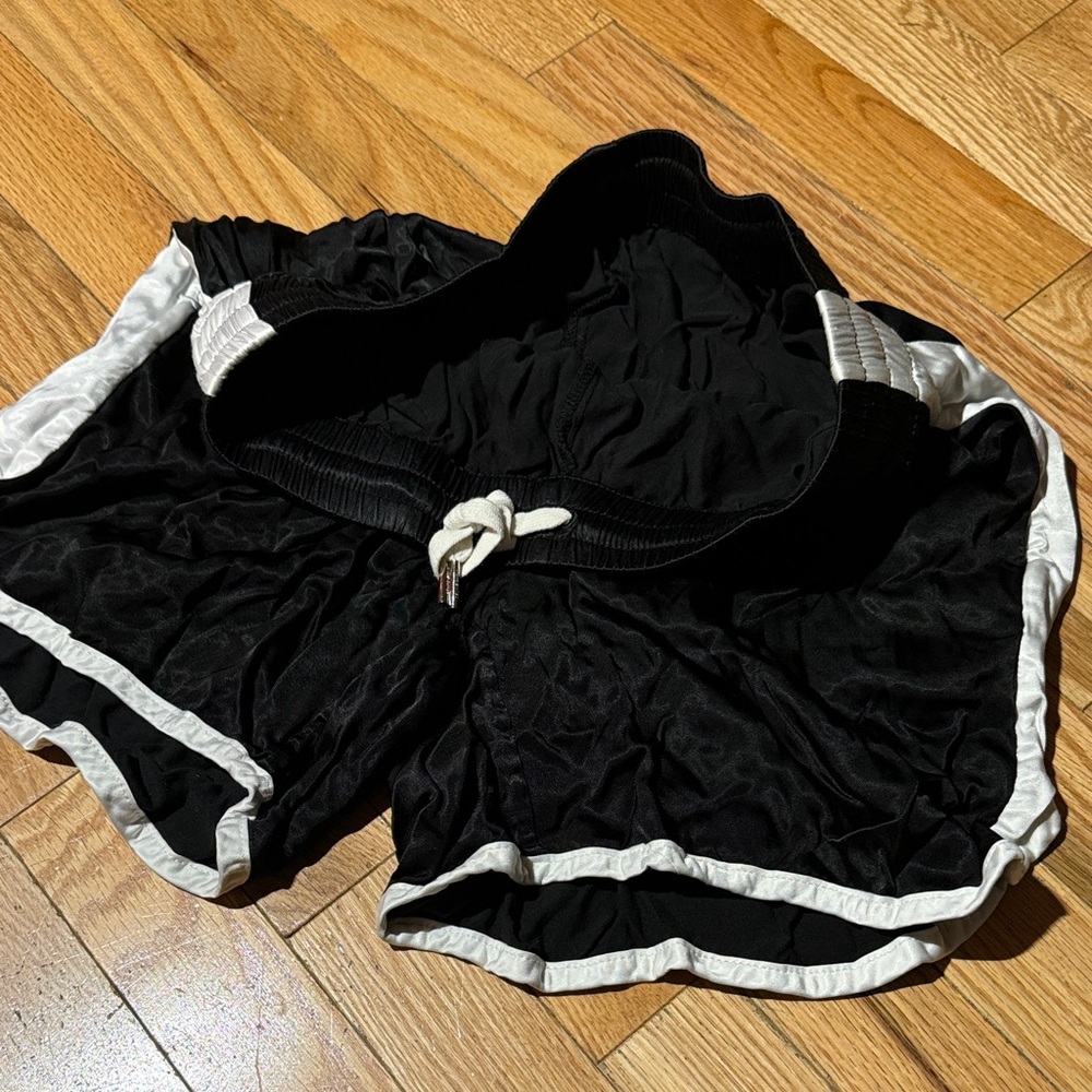 Celine size M shorts - Picture 2 of 6
